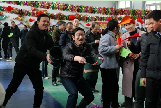 欢庆元旦佳节 奔赴美好未来 ——研究设计院工会组织迎春游艺会