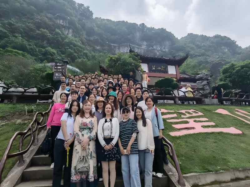 春日寻芳仙岛湖 凝心聚力向未来 ——研究设计院公司工会组织员工春游活动